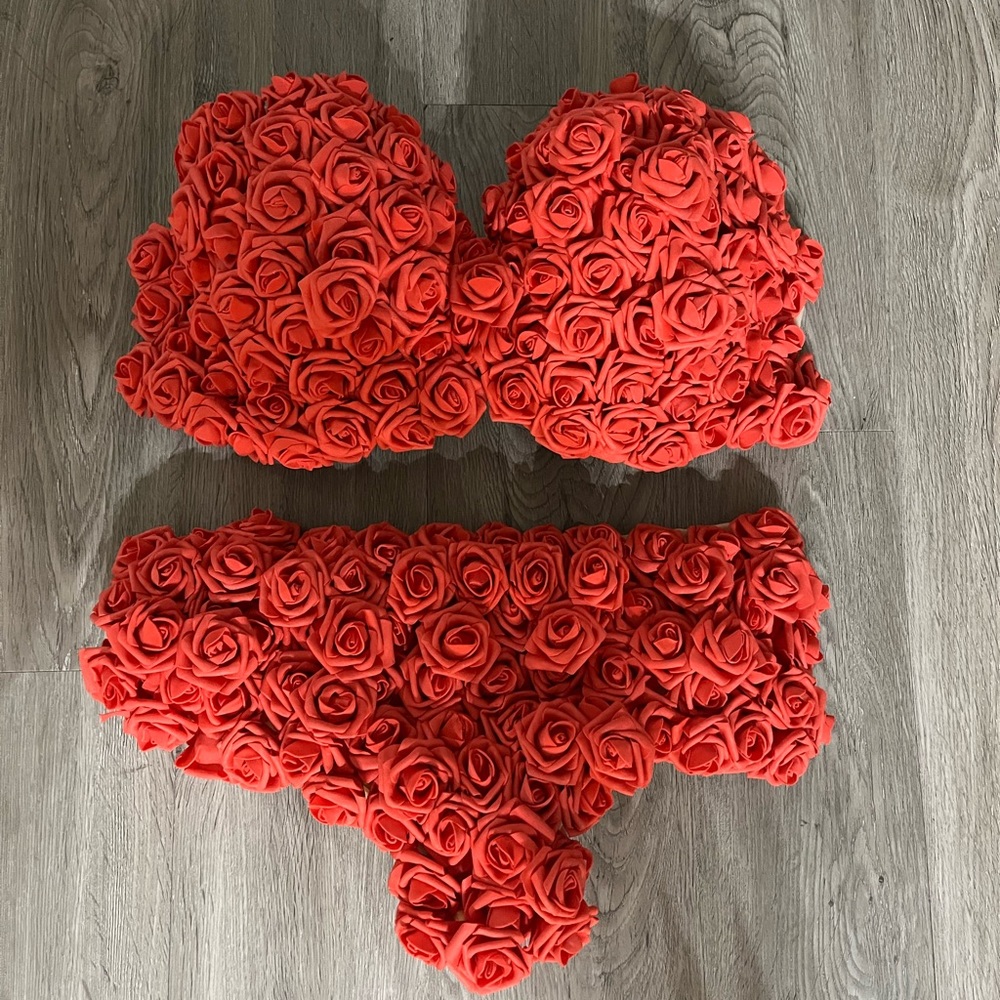 Maternity floral top and bottoms